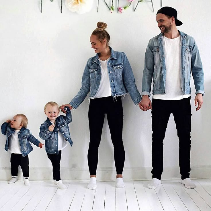 Трендовые вещи ARMY OF GIRLS 