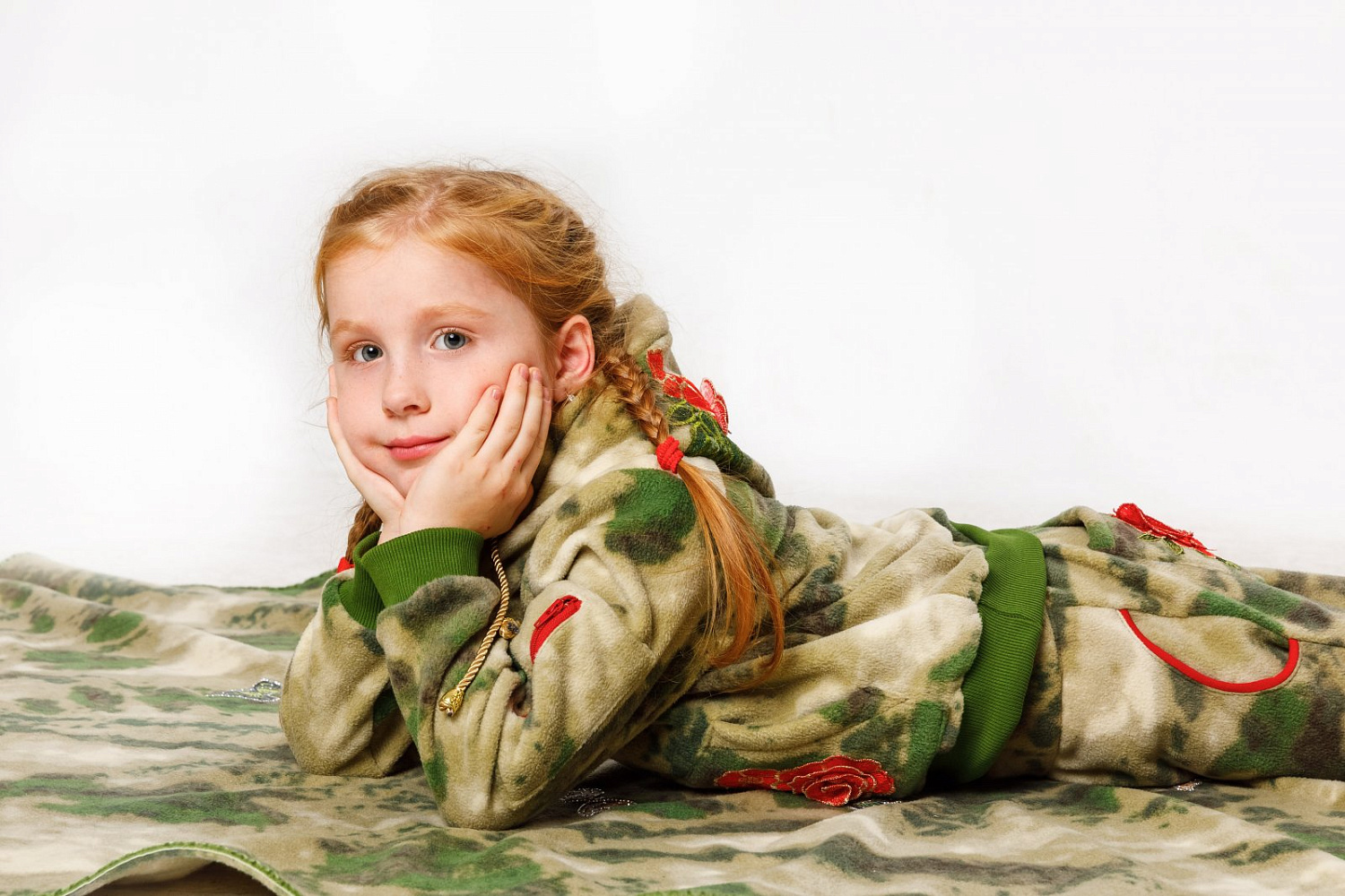 Камуфляжный Плед с гербом AG Камуфляжный Плед с гербом AG