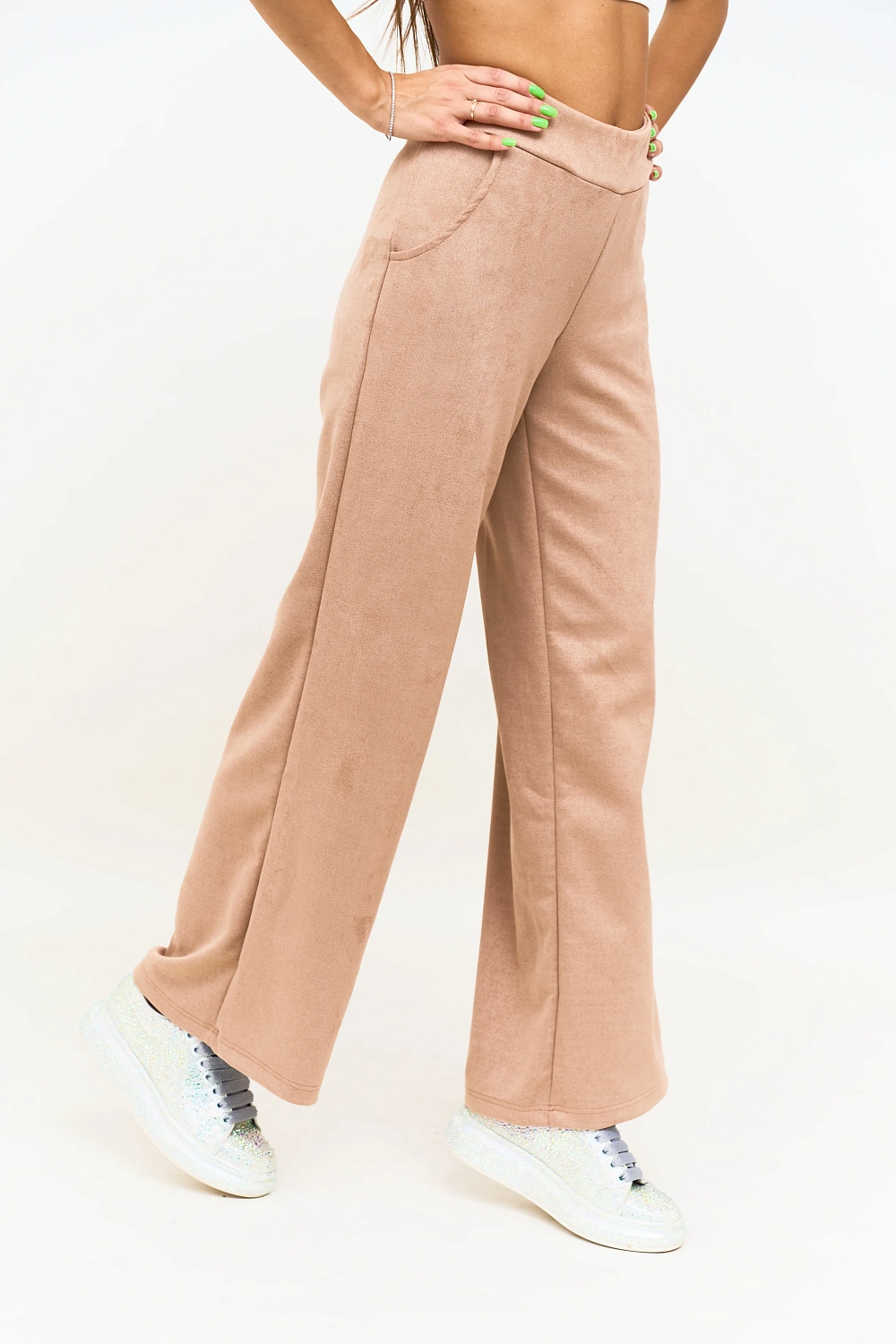 Как правильно собраться девушке в поход весной и летом - что нужно взять?