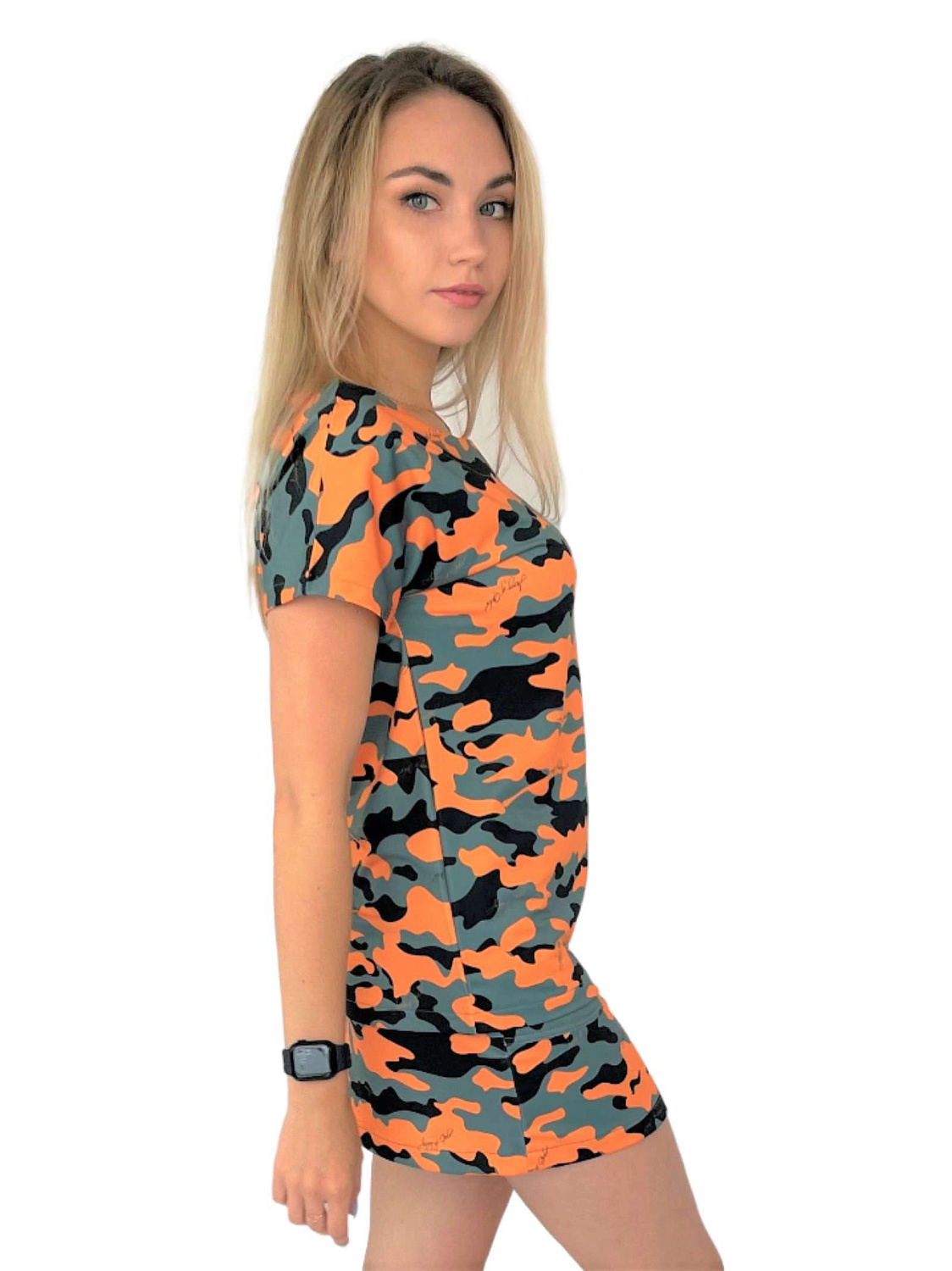 Футболка оранжевый камуфляж с V образным вырезом