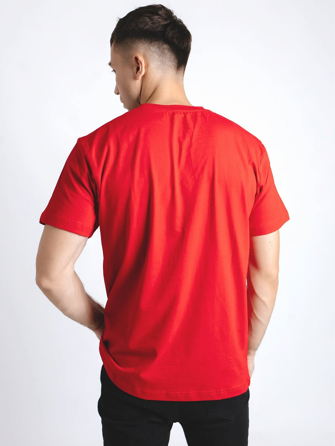 Футболка красная мужская