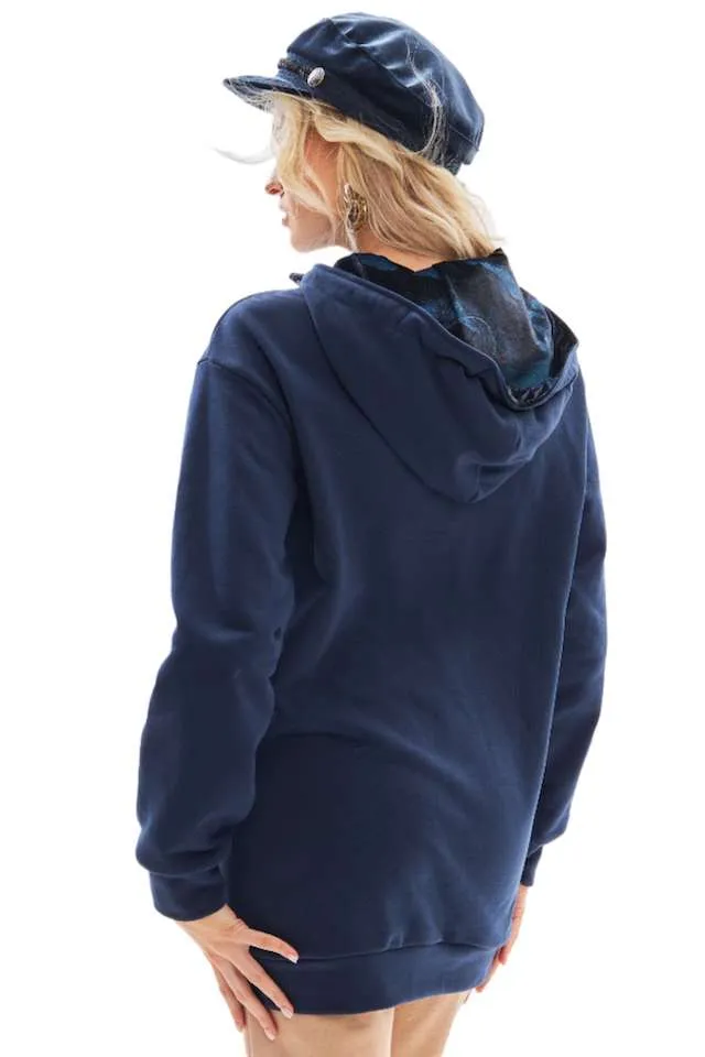 Женская толстовка с капюшоном синий бархат авторская одежда